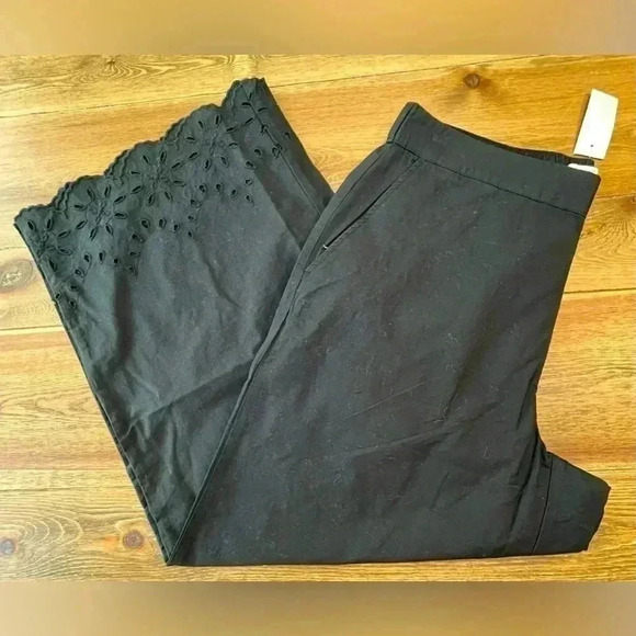 Loft | Cropped Cotton Pants | Comfort Waist / Wideleg | Med - Picture 1 of 5